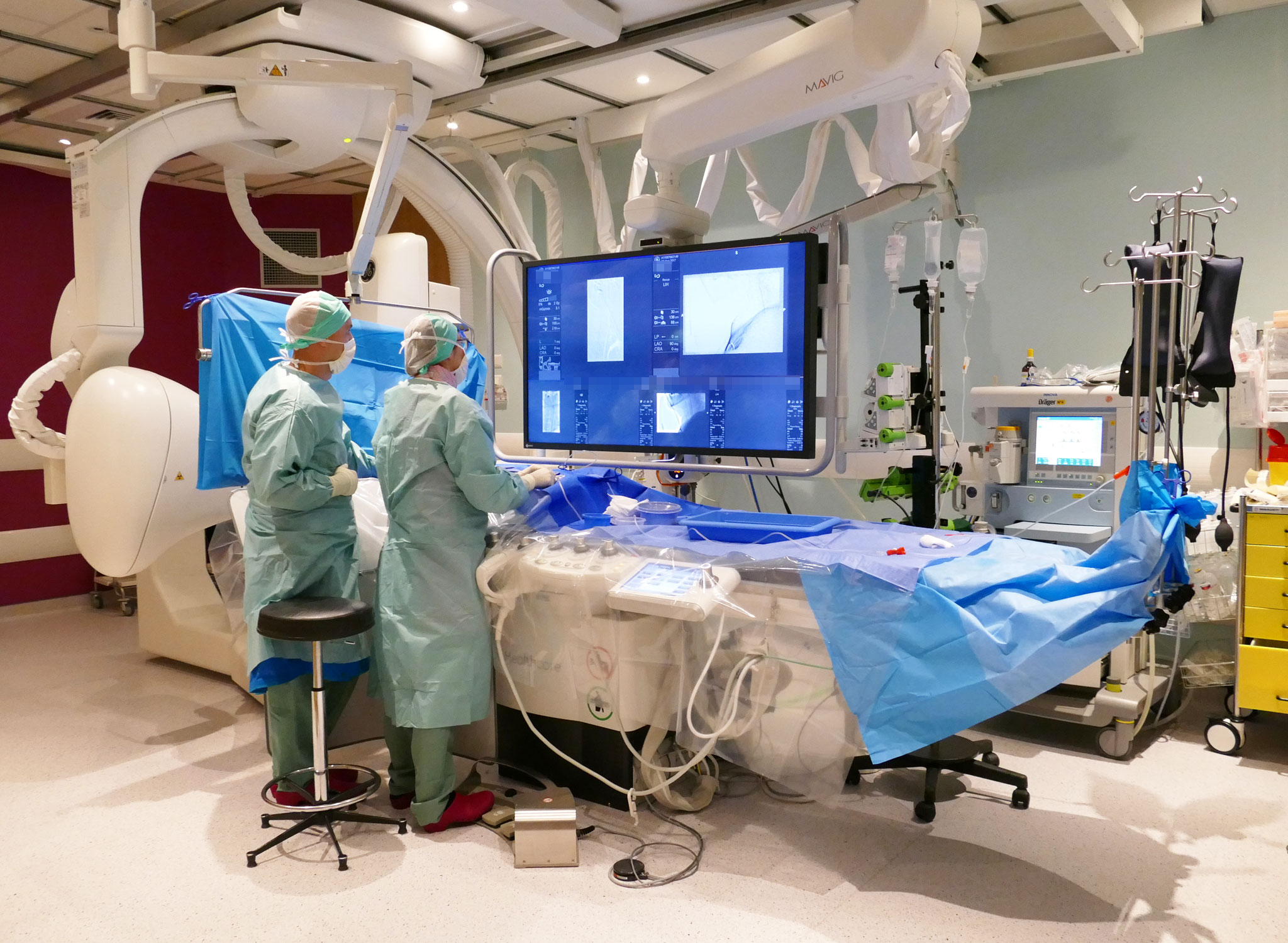 neuroradiologie CHRUNANCY salle 01