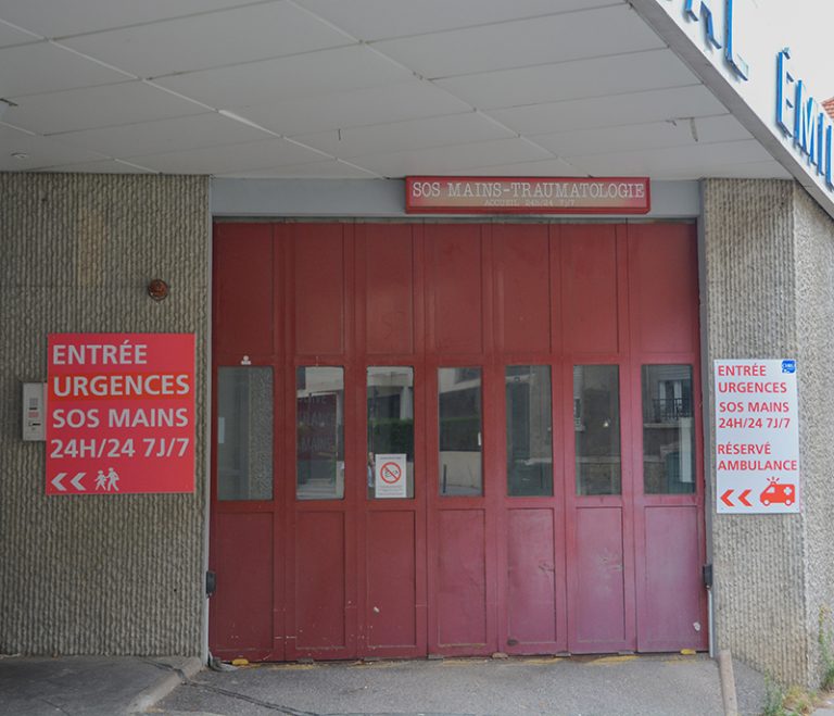 Entrée des urgences de la main