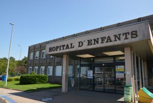 entrée de l'hôpital d'enfants