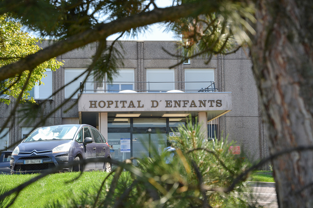 Entrée de l'hôpital d'enfants