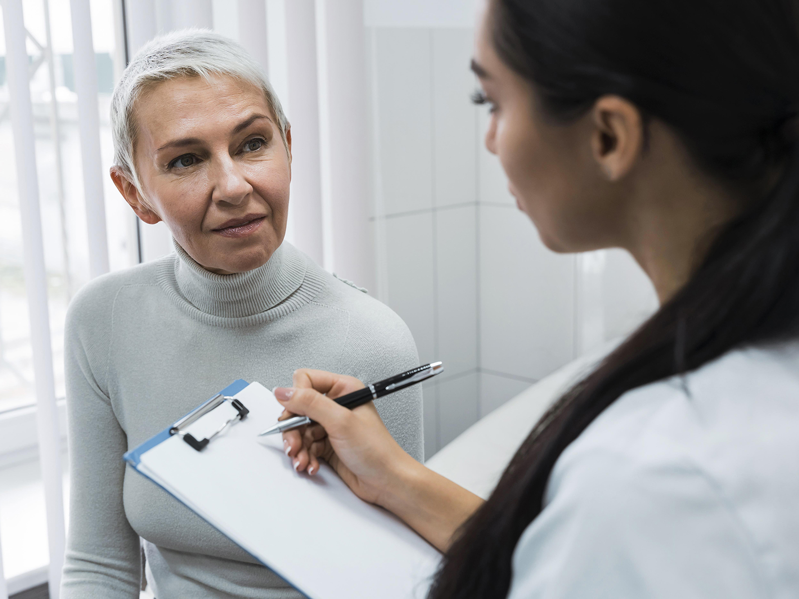 Femme en consultation
