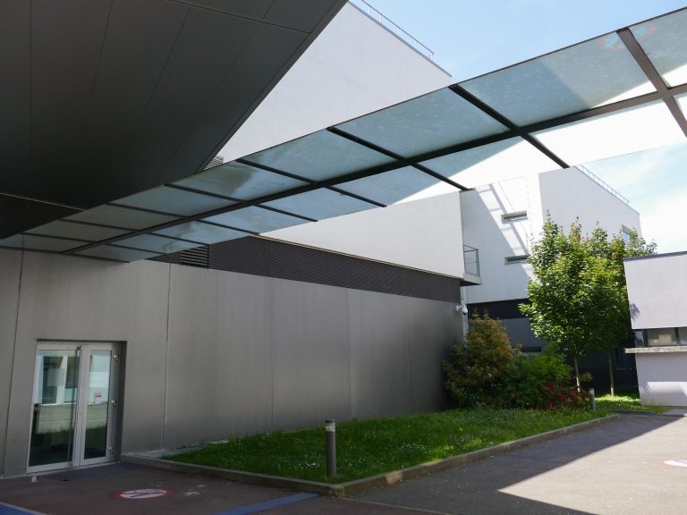 Entrée du bâtiment