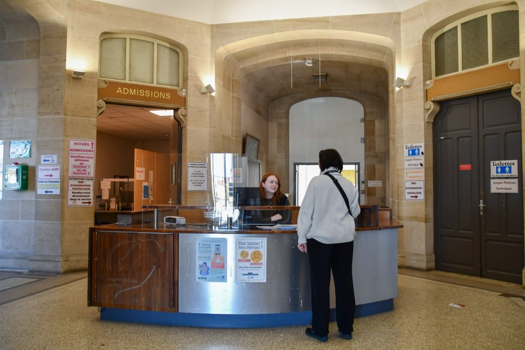 Bureau des admissions Maternité