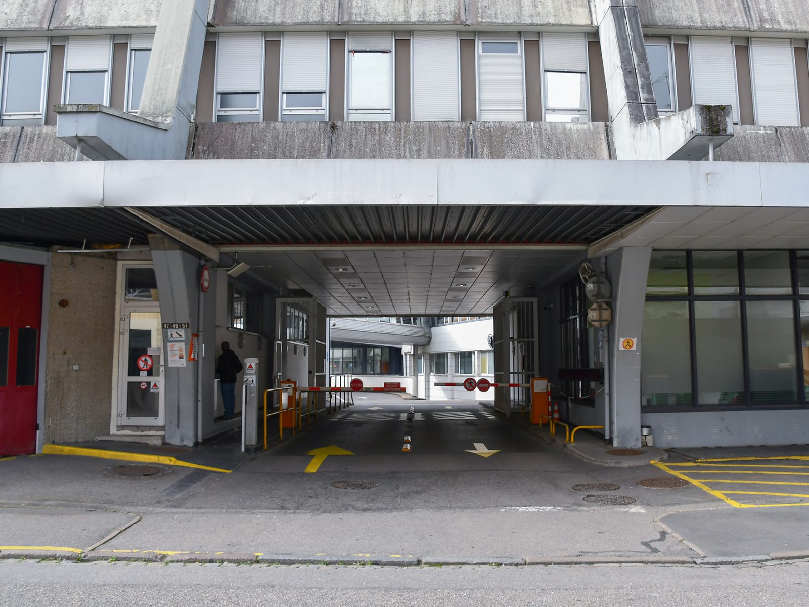 Entrée du centre Émile Gallé